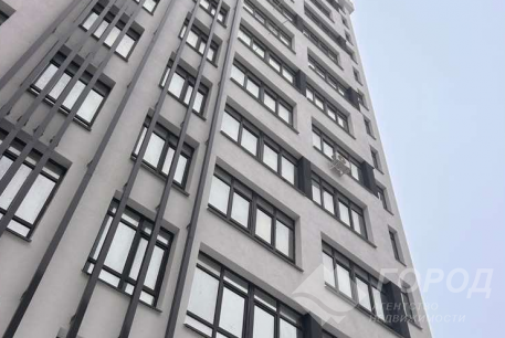 Продам 1-кімнатну квартиру в новобудові, Центр, Код: 768052/11