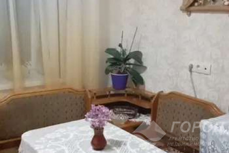 Продам 4-х кімнатну квартиру, Рогань, Роганский ж/м, Код: 768317/2