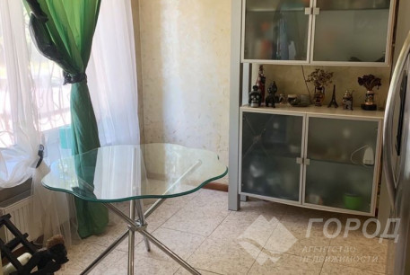 Продам 5-и кімнатну квартиру, Новые дома, Маршала Жукова метро (Дворец спорта), Код: 768825/1