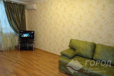 Продам 1-кімнатну квартиру, Гагарина проспект, Спортивная метро, Код: 769739/2