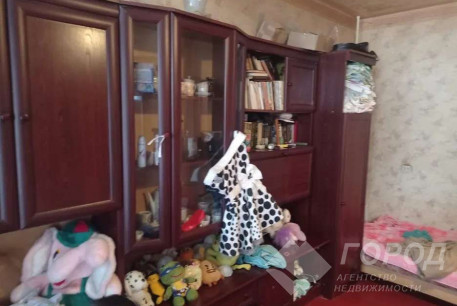 Продам 3-х кімнатну квартиру, Рогань, Роганский ж/м, Код: 770043/2