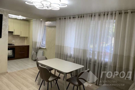 Продам 3-х кімнатну квартиру, Ивановка, Код: 770044/3
