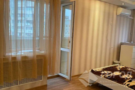 Продам 3-х кімнатну квартиру, Алексеевка, Код: 772344/2