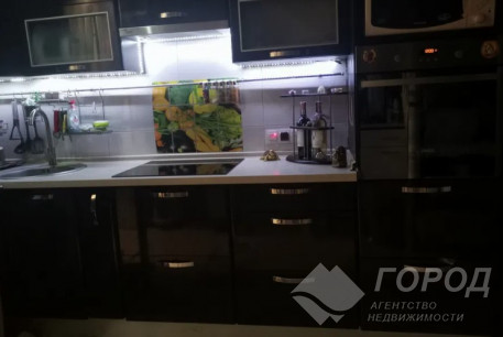 Продам 2-х кімнатну квартиру, Центральный рынок, Код: 773234/1