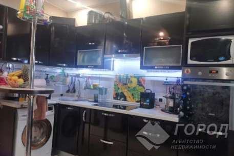 Продам 2-х кімнатну квартиру, Центральный рынок, Код: 773234/1