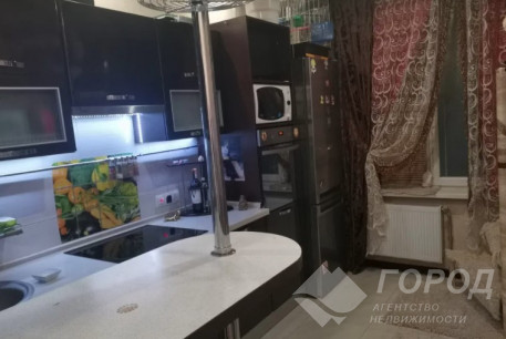 Продам 2-х кімнатну квартиру, Центральный рынок, Код: 773234/1