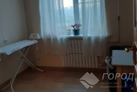 Продам 4-х кімнатну квартиру, Гагарина проспект, Защитников Украины метро (Площадь Восстания), Код: 773378/1