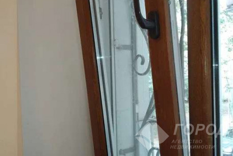 Продам 3-х кімнатну квартиру, Центр, Код: 774078/2