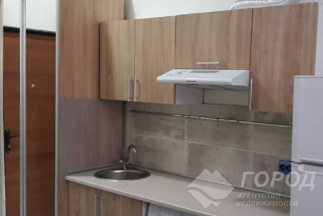 Продам 1-кімнатну квартиру, Центр, Код: 775058/5