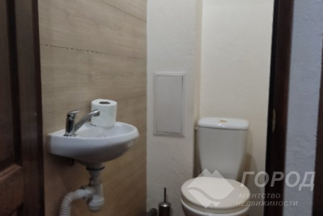 Продам 2-х кімнатну квартиру, Центральный рынок, Код: 775119/8