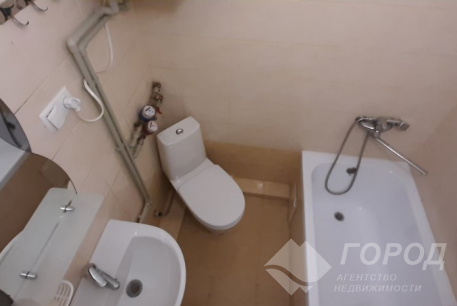 Продам гостинку, ХТЗ, Код: 775376/3