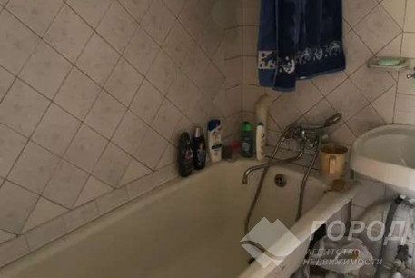 Продам 2-х кімнатну квартиру, Центр, Код: 776460/1