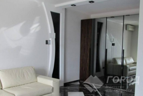 Продам 1-кімнатну квартиру, Гагарина проспект, Конный рынок, Код: 776512/23