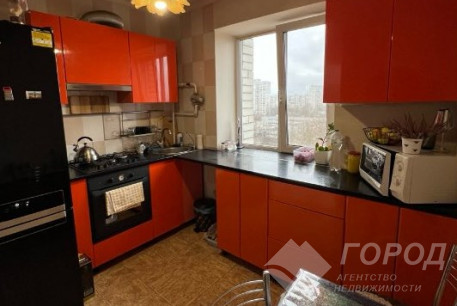 Продам 2-х кімнатну квартиру, Гагарина проспект, Код: 776512/33