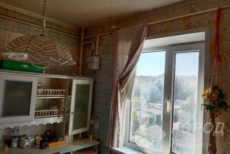 Продам 4-х кімнатну квартиру, Дергачевский р-н, Березовское (Дергачевский район), Код: 776932/1