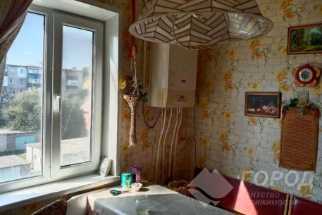 Продам 4-х кімнатну квартиру, Дергачевский р-н, Березовское (Дергачевский район), Код: 776932/1