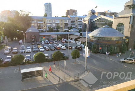 Сдам 2-х кімнатну квартиру, Центр, Университет метро, Код: 778013/2