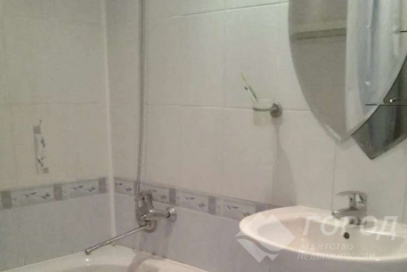 Продам 2-х кімнатну квартиру, Дергачевский р-н, Солоницевка пгт., Код: 778579/2