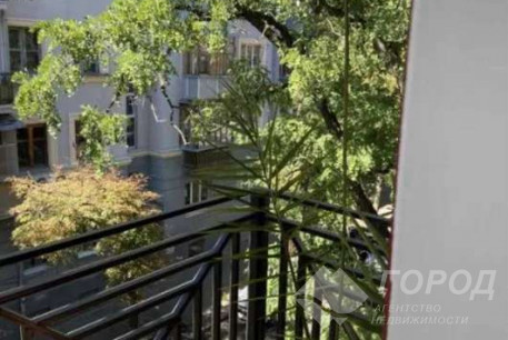 Продам 5-и кімнатну квартиру, Центр, Архитектора Бекетова метро, Код: 779223/1