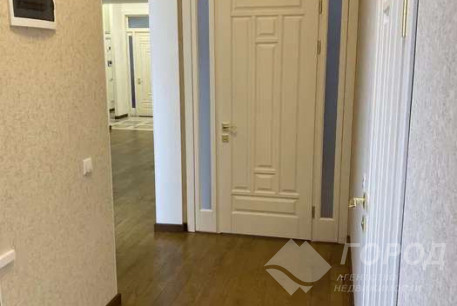 Продам 5-и кімнатну квартиру, Центр, Архитектора Бекетова метро, Код: 779223/1