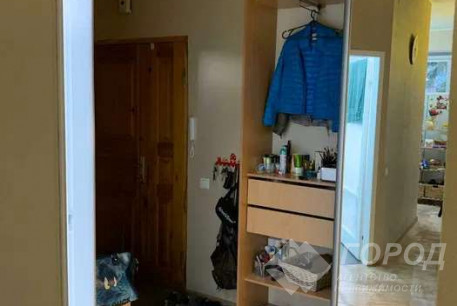 Продам 2-х кімнатну квартиру, Центр, Код: 780068/2