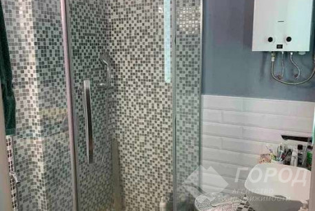 Продам 2-х кімнатну квартиру, Центр, Код: 780068/2