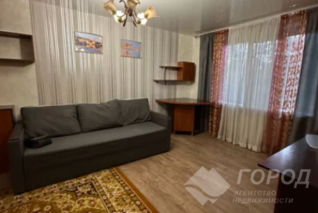 Продам 2-х кімнатну квартиру, Одесская, Круг троллейбуса 19, Код: 780917/23