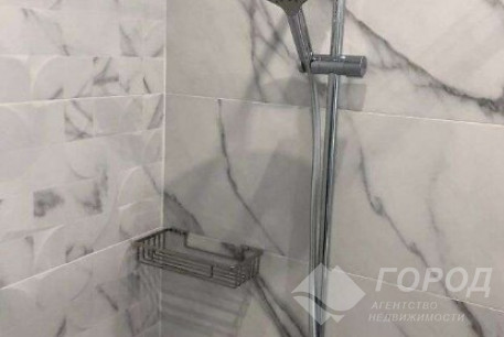 Продам 1-кімнатну квартиру в новобудові, Центр, Код: 781052/2