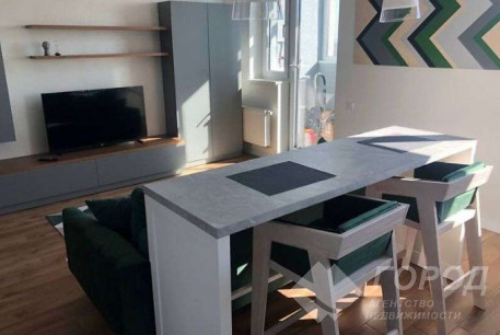 Продам 1-кімнатну квартиру в новобудові, Центр, Код: 781052/2