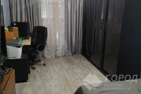 Продам 2-х кімнатну квартиру, Гагарина проспект, Метростроителей метро, Код: 781164/1