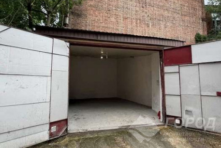 Продам 3-х кімнатну квартиру, Центральный рынок, Код: 781220/2