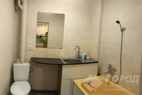 Сдам гостинку, ХТЗ, ХТЗ метро, Код: 781416/3