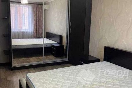 Сдам 3-х кімнатну квартиру, Одесская, Код: 785004/2