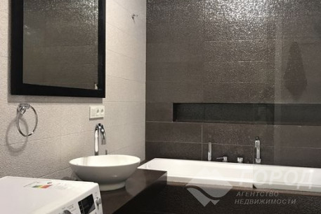 Сдам 2-х кімнатну квартиру, Центр, Код: 785010/1