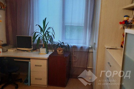 Продам 3-х кімнатну квартиру, Рогань, Горизонт, Код: 785210/1