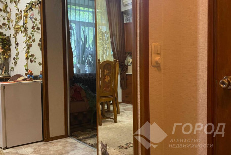 Продам 2-х кімнатну квартиру, Центр, Код: 790224/1