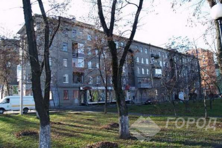 Продам 3-х кімнатну квартиру, Центр, Код: 790257/1