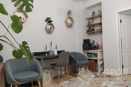 Продам 2-х кімнатну квартиру, Сосновая Горка, Научная метро, Код: 790349/2