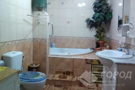 Продам 2-х кімнатну квартиру, Центр, Код: 790730/1