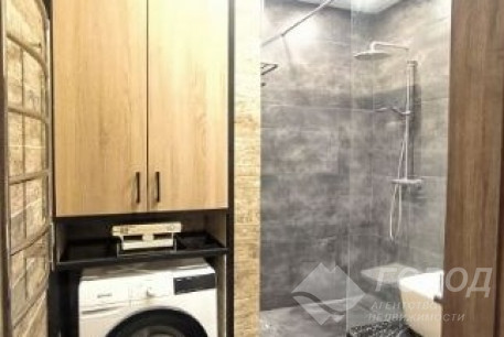 Продам 3-х кімнатну квартиру, Центр, Код: 790811/193