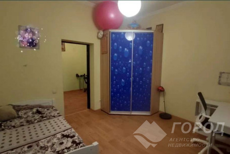Продам 2-х кімнатну квартиру, Центральный рынок, Южный вокзал метро, Код: 791568/2