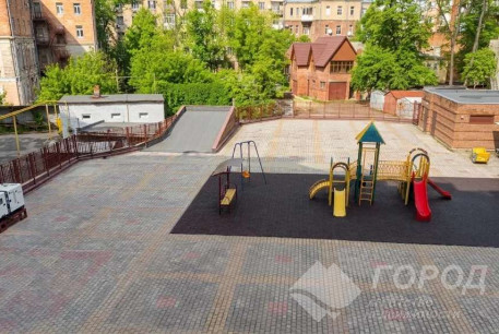 Продам 3-х кімнатну квартиру, Центр, Университет метро, Код: 792262/1