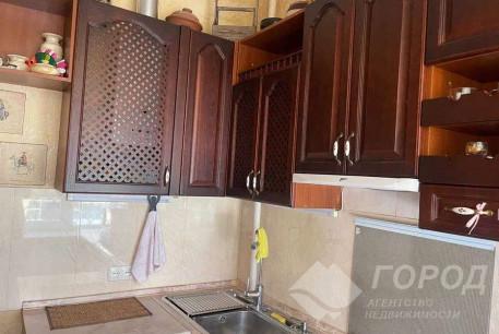 Продам 2-х кімнатну квартиру, Центр, Код: 792807/2