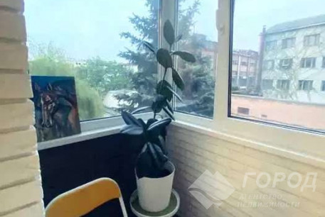 Продам 5-и кімнатну квартиру, Центральный рынок, Код: 792971/1