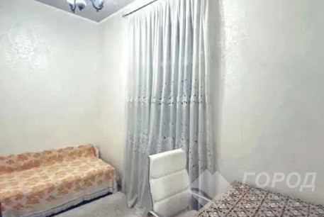 Продам 5-и кімнатну квартиру, Центральный рынок, Код: 792971/1