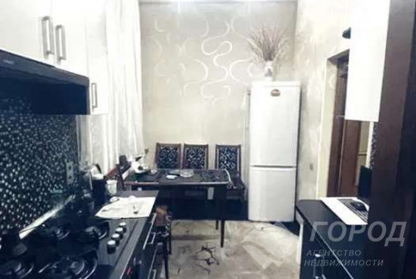 Продам 5-и кімнатну квартиру, Центральный рынок, Код: 792971/1