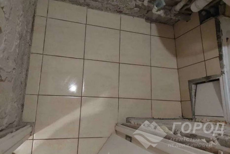 Продам гостинку, Новые дома, Коммунальный рынок, Код: 793807/1