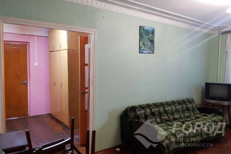 Продам 3-х кімнатну квартиру, Рогань, Докучаевское, Код: 794569/1