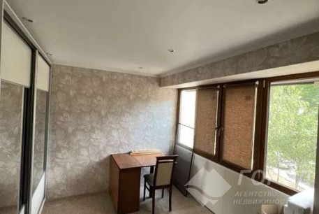 Продам 3-х кімнатну квартиру, Алексеевка, Код: 795223/3