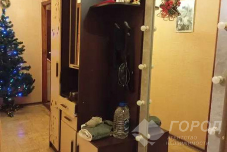 Продам 3-х кімнатну квартиру, ХТЗ, Хролы пос., Код: 795357/2